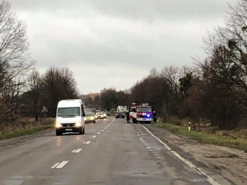 Під Луцьком на ходу загорілася автівка. ФОТО