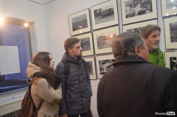 У Луцьку презентували виставку відомого фотографа-документаліста. ФОТО