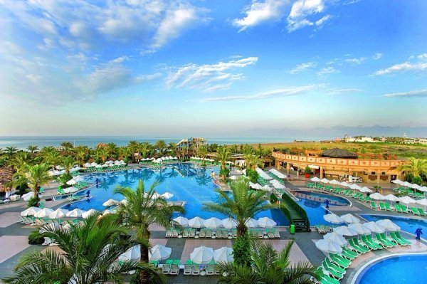 У відпустку – в Туреччину*