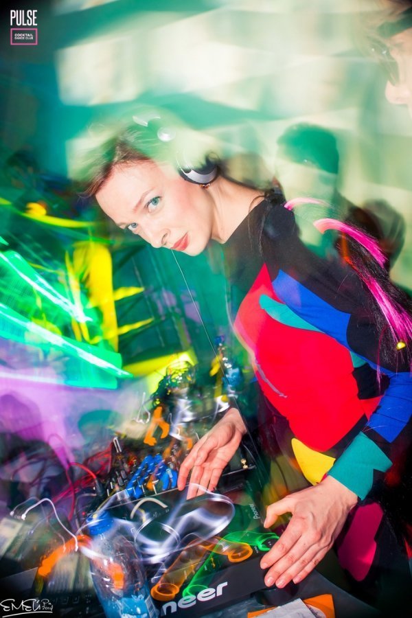 Телеведуча Василіса Фролова розважала лучан на День закоханих. ФОТО