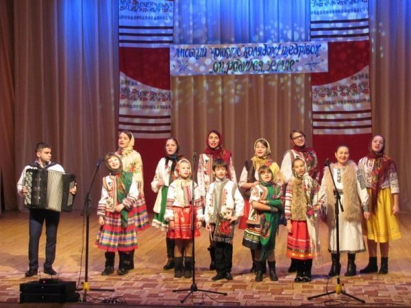 У Луцьку змагалися, хто краще колядує. ФОТО