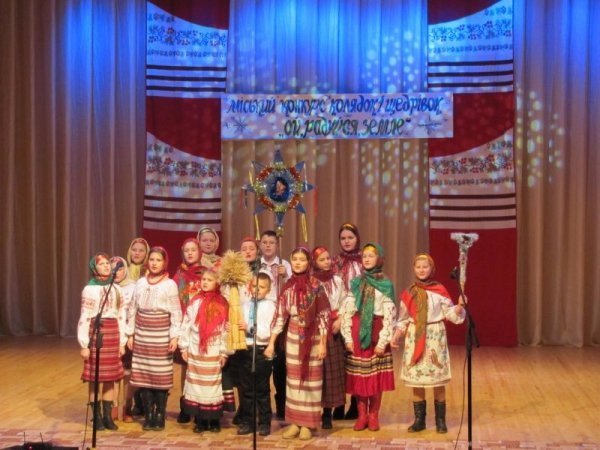 У Луцьку змагалися, хто краще колядує. ФОТО