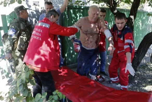 Донецьк знову громили снарядами, є загиблі. ФОТО