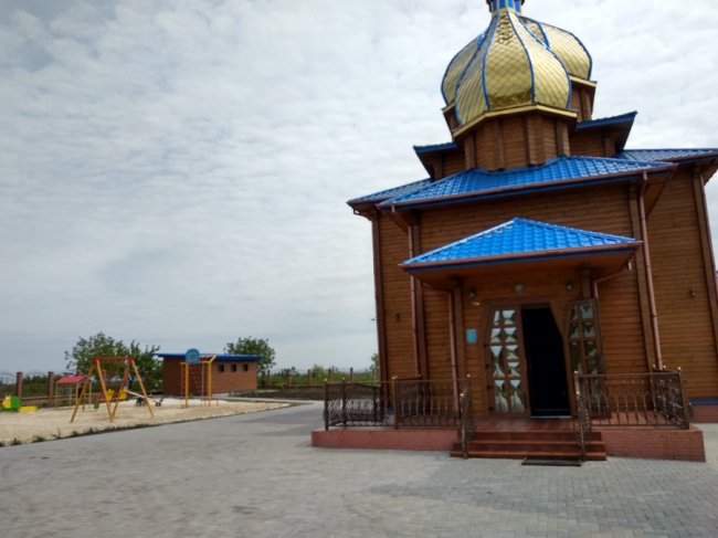 Волинська делегація побувала у Волновасі, щоб вшанувати загиблих на Сході військових