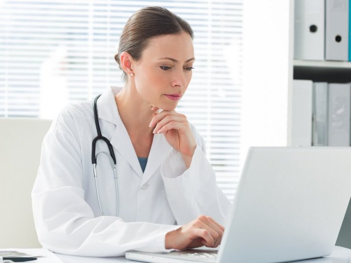 Чому онлайн-консультація у дерматолога тренд сьогодення