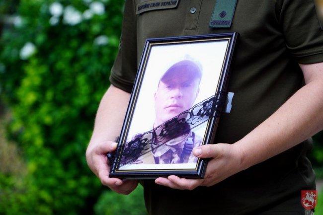 На війні продовжують захищати країну два рідних брати померлого Героя: на Волині поховали захисника