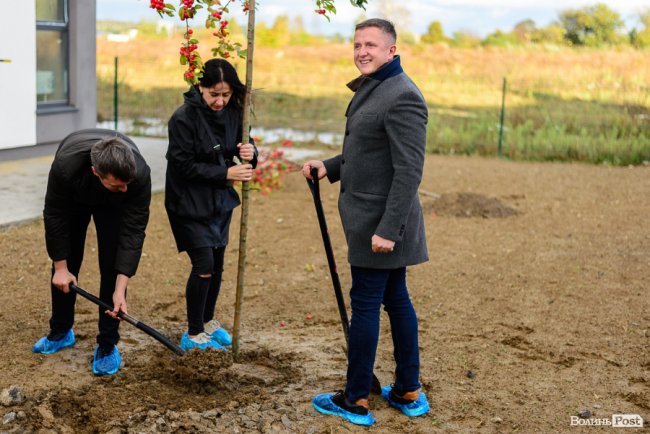 Яскраво, весело і смачно: на «Юпітері» відсвяткували День доброго сусіда. ФОТОРЕПОРТАЖ*