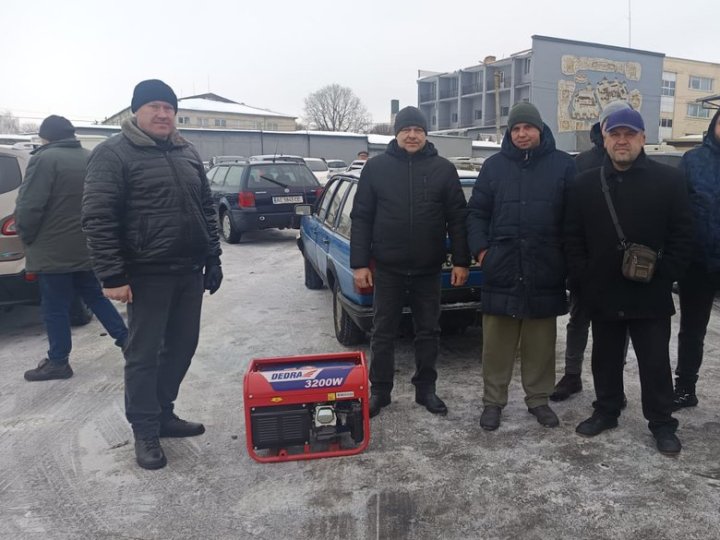 Комунальники з Волині вирушили до Києва відновлювати опалення в будинках