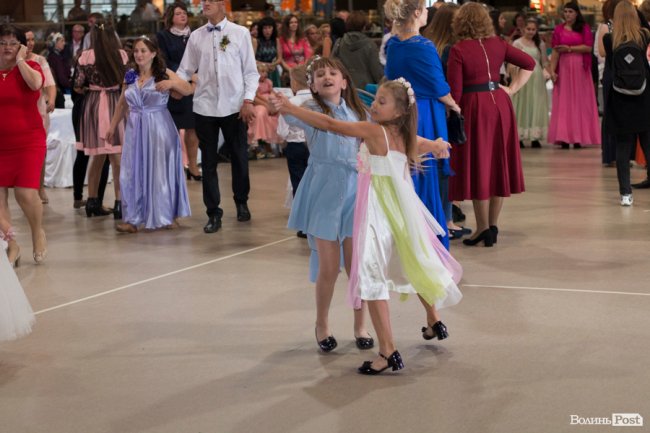 Свято з душею: у Луцьку відбувся «Осінній бал». ФОТО