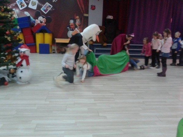 Для дітей луцьких прикордонників влаштували свято. ФОТО