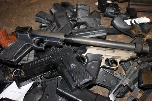 На Волині знищили 43 рушниці та 48 пістолетів. ФОТО