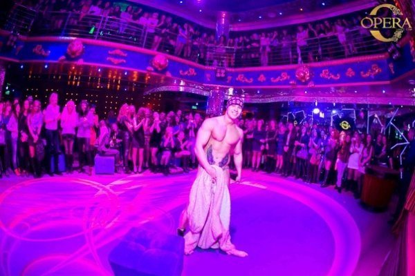  «Мегадєвішнік» в луцькому клубі. ФОТО