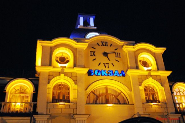 Луцький фотограф показав красу вечірнього міста