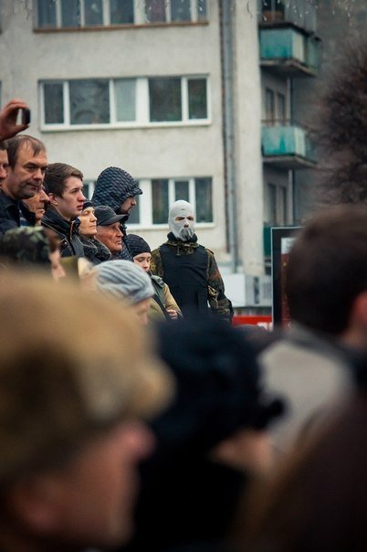 Як у Луцьку «Беркут» ставав на коліна. ФОТО