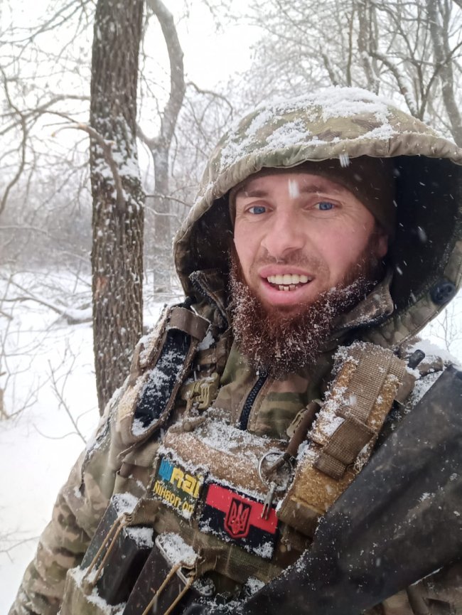 Воїн з позивним «Хрест» пройшов на фронті сім кіл пекла, але став жертвою нападу ухилянтів