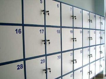 В одному із супермаркетів Луцька у камері схову зникли речі