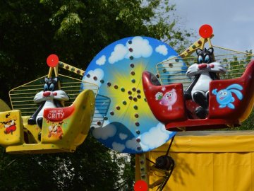 У Ковелі оновили парк атракціонів для дітей. ФОТО