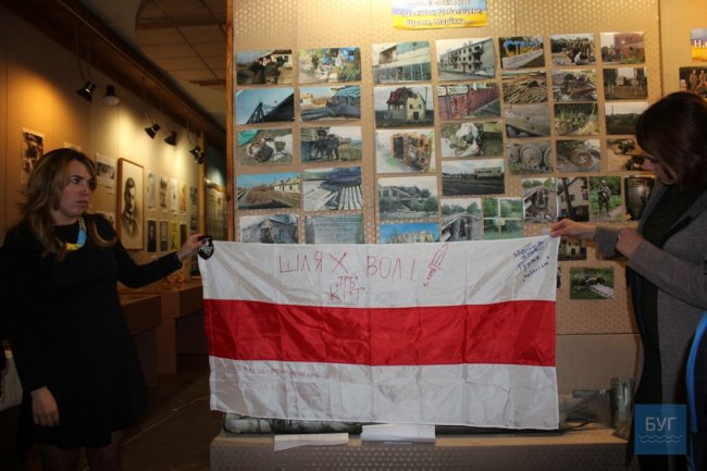 У музеї Нововолинська облаштували виставку про АТО. ФОТО