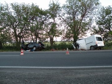 Смертельна автопригода на Миколаївщині: загинули двоє. ФОТО