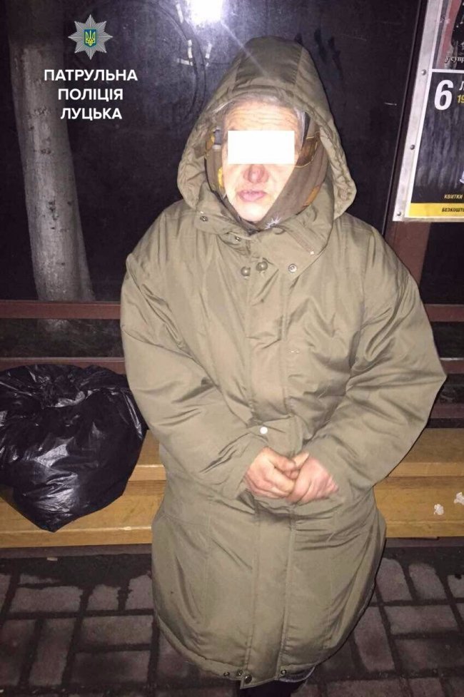 Луцькі патрульні знайшли безвісти зниклу бабусю