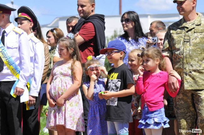 Фото випускного у військовому ліцеї в Луцьку