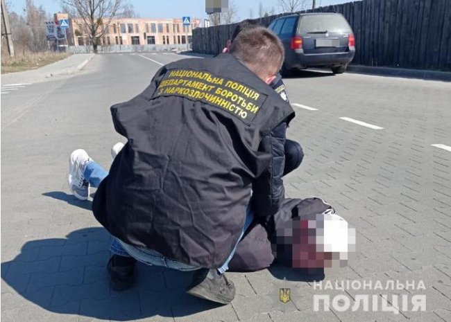 На Волині затримали двох чоловіків, які мали при собі наркотики. ФОТО