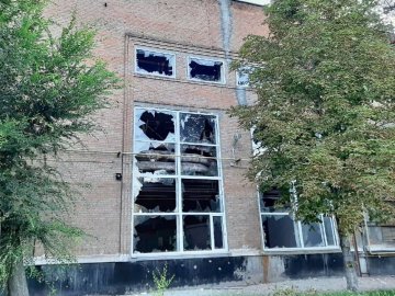 Окупанти випустили по Нікополю на Дніпропетровщині 120 снарядів з «Градів» 