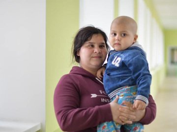 У Луцьку шукають донорів крові для онкохворого трирічного хлопчика