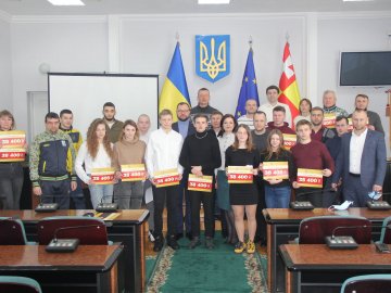 Найкращим спортсменам Луцька вручили сертифікати для отримання стипендій. СПИСОК