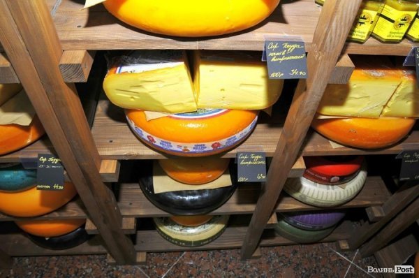 У Луцьку відкрили новий магазин «Сирне королівство»*