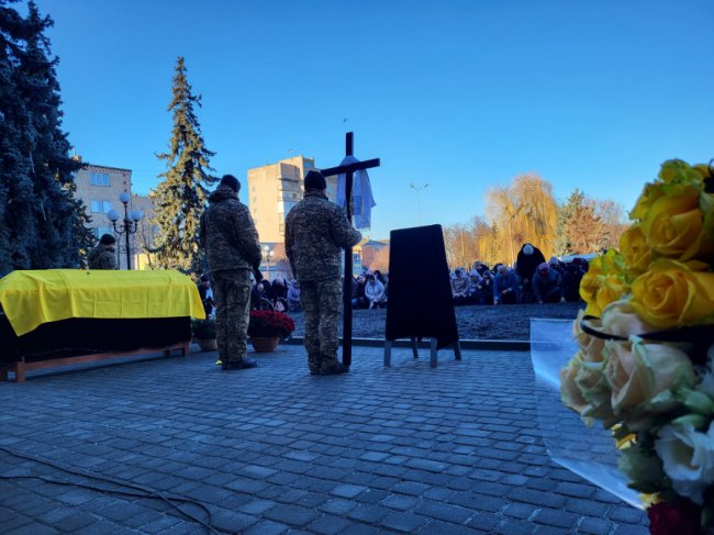 Мріяв про освідчення коханій: на Волині провели в останню дорогу 22-річного Героя Станіслава Вакуліча