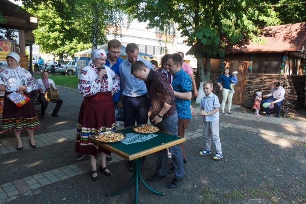 Як лучани День кума святкували. ФОТО