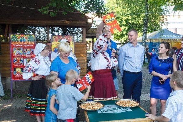 Як лучани День кума святкували. ФОТО
