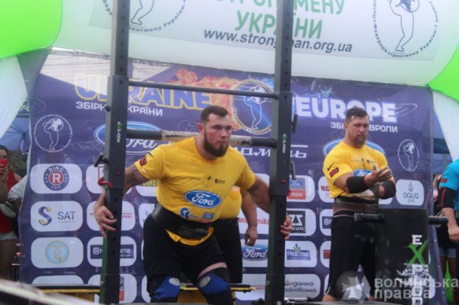 Збірна України зі стронгмену у Луцьку перемогла збірну Європи. ФОТО