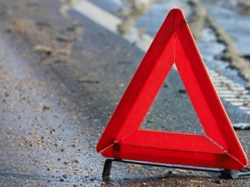 У Луцьку Skoda вилетіла на зустрічну та протаранила ВАЗ