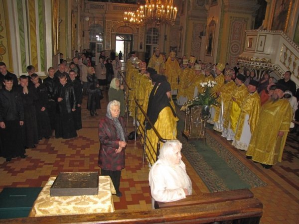 У Луцьку владика Михаїл відзначив день ангела. ФОТО