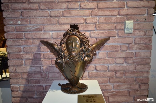 У Луцьку відкрилася постійна виставка кованих скульптур. ФОТО