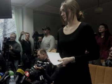 Резонансна аварія у Харкові: пасажирка Lexus «відмазує» Зайцеву у суді