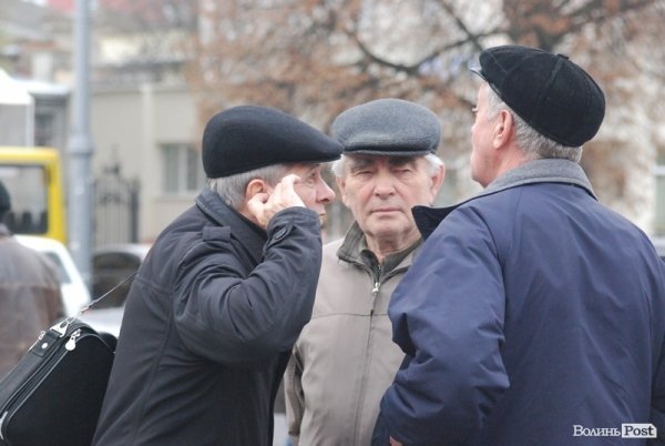 У Луцьку розпочався Євромайдан. ФОТО. ВІДЕО