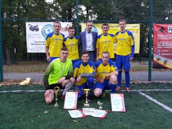 «Недитячі» дворові баталії на Волині