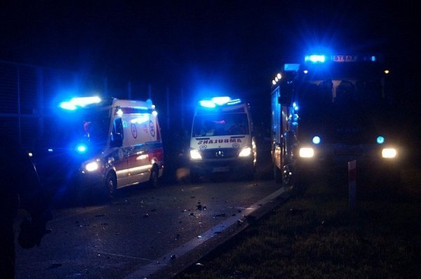 Троє українців загинули в кривавій ДТП у Польщі. ФОТО. ВІДЕО