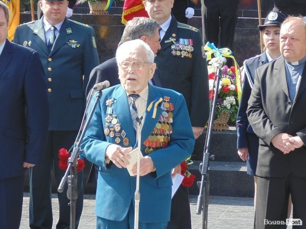 У Луцьку відзначили День Перемоги. ФОТО