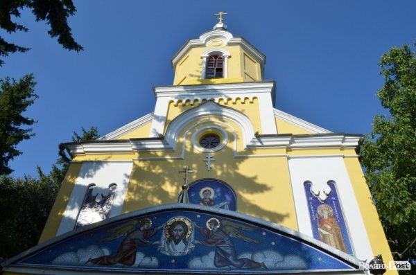 До Луцька привезли цілющі святині. ФОТО