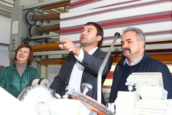 Кандидат Іванюк: на парламентському рівні стимулюватиму розвиток легкої промисловості*