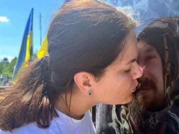 «Моя душа завжди буде під цією гранітною плитою»: історія волинянки, вдови білоруського добровольця