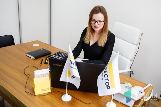 Без них – ніяк: жіночі обличчя Будівельної компанії «Інвестор». ФОТО*