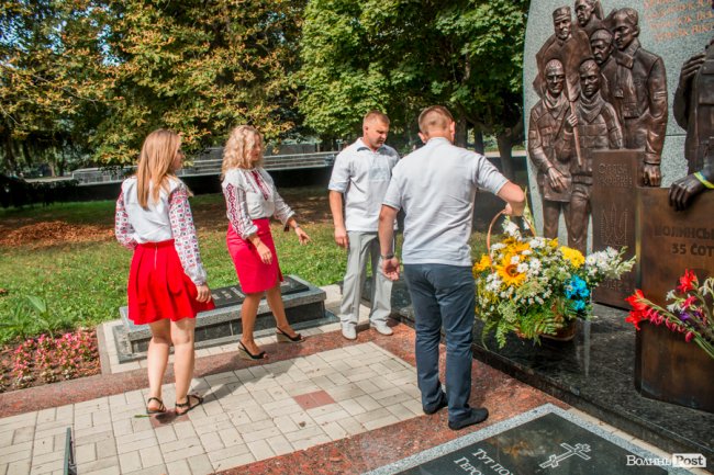 Ми повинні пам’ятати: працівники луцького «Мотору» вшанували полеглих Героїв