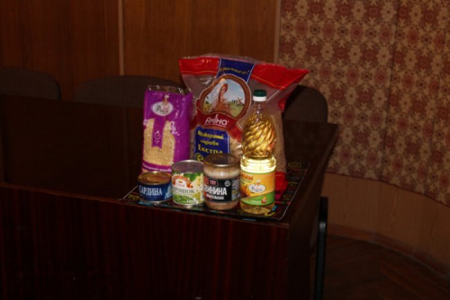 Луцьким сім’ям, де виховуються діти з інвалідністю, вручили продуктові набори