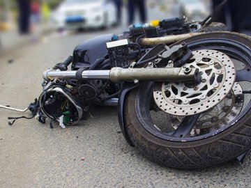 На Волині судили студента коледжу, який за кермом мотоцикла скоїв смертельну аварію