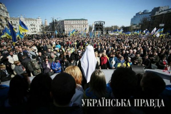 З’їзд «Батьківщини»: Саакашвілі, бабусі та «висока» Тимошенко. ФОТО
